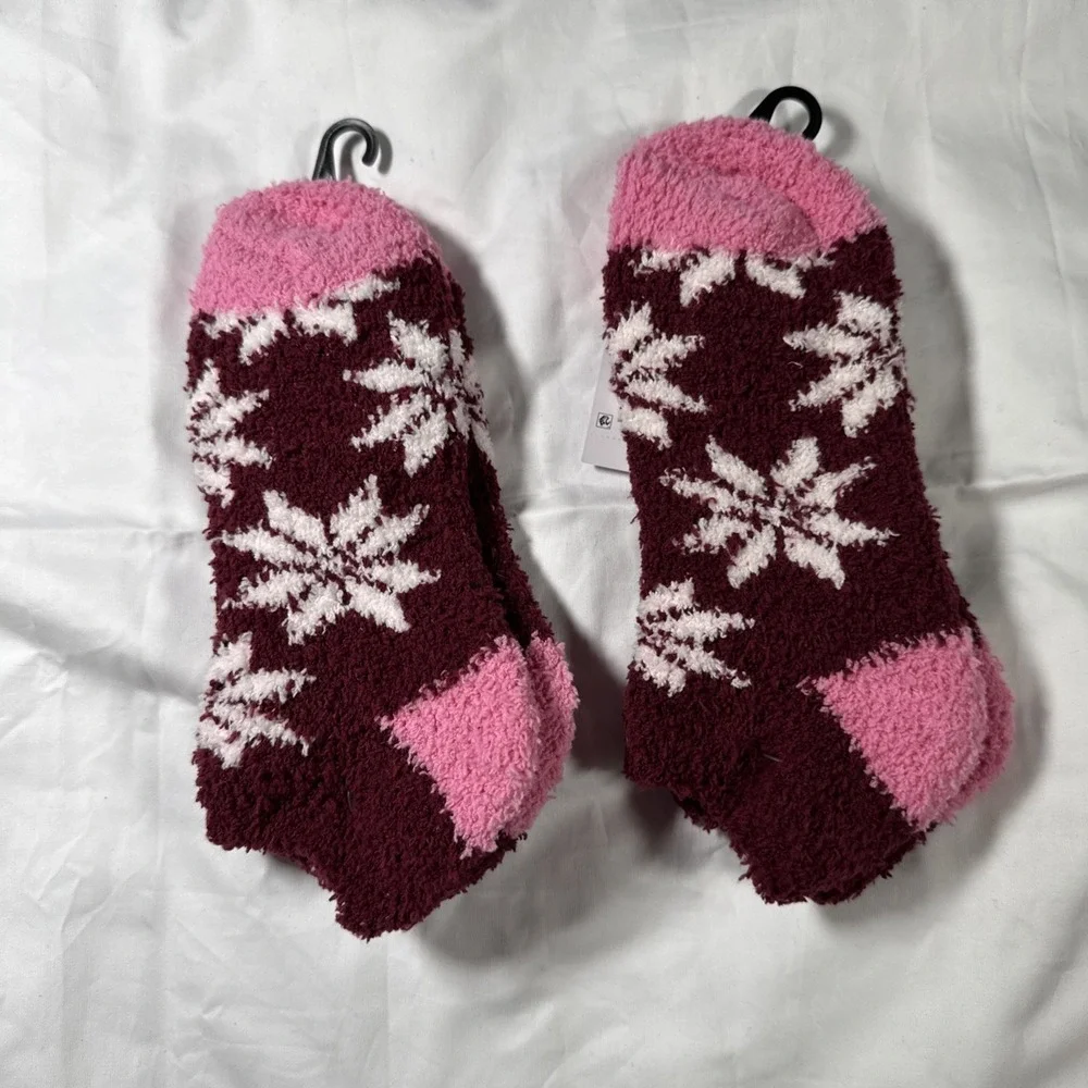 NWT Joyspun Burgundy, Pink 2 Pair Luxury Lounge Socks Shoe Size 4-10
